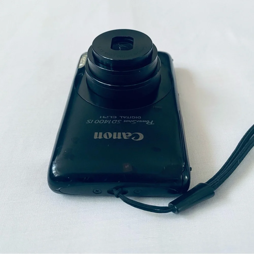 Canon Powershot ELPH SD1400 IS 141MP Digital Camera Block Near Tested Working